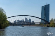 Osthafenbrücke und EZB