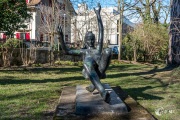 Skulptur im Rathausgarten