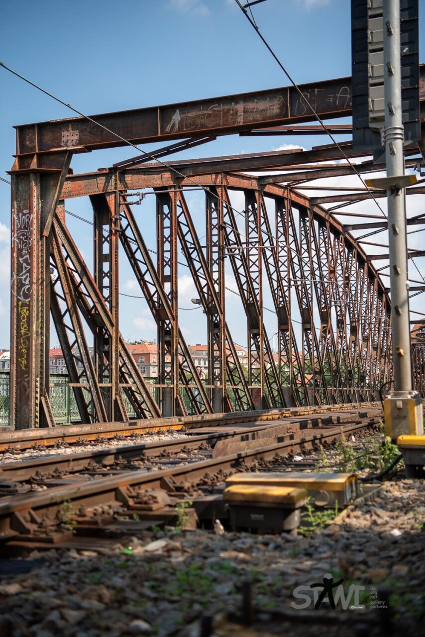 Eisenbahnbrücke